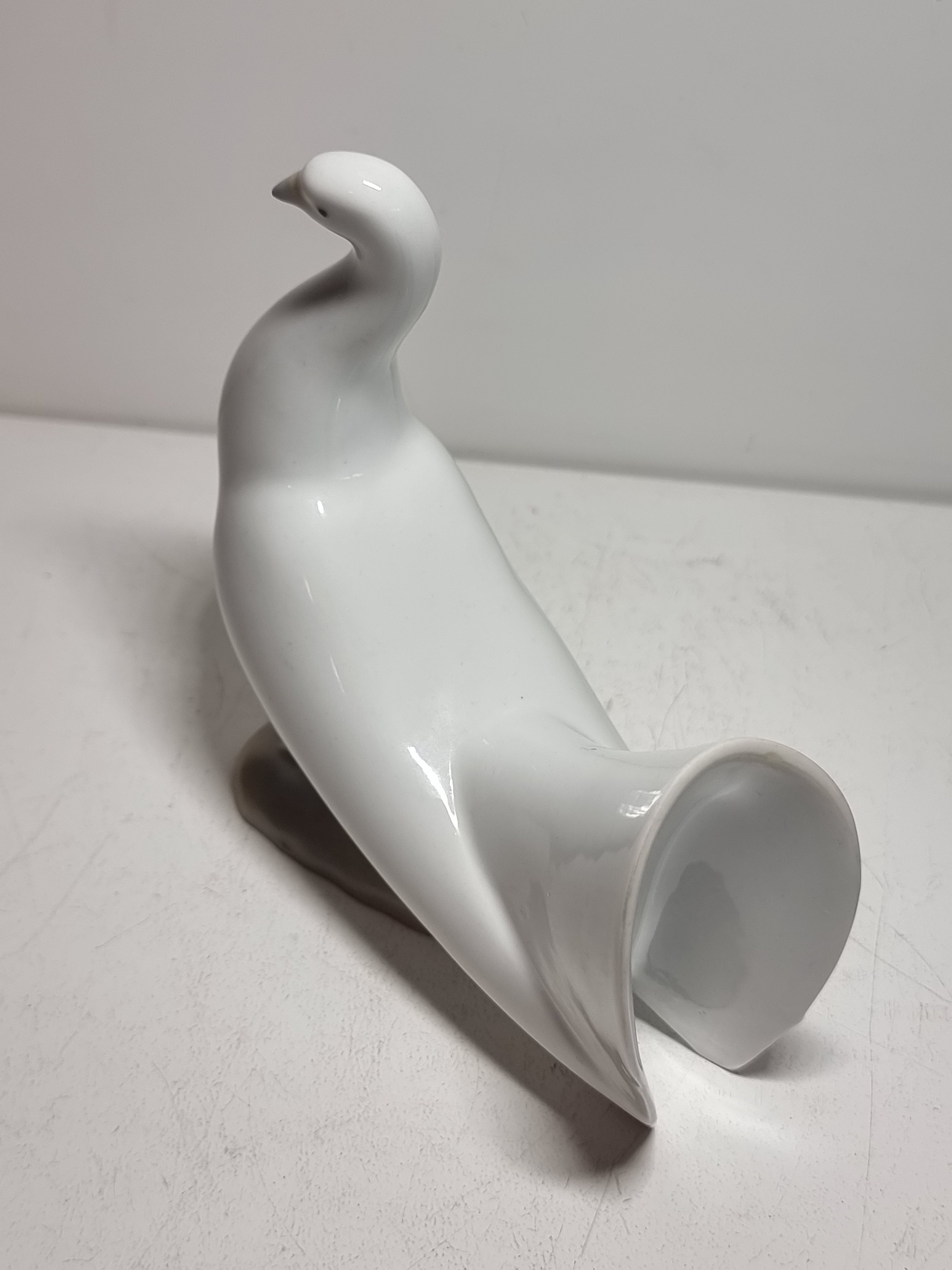 Lladro によるヴィンテージ「Nao」鳩の置物 | スペイン製 | - Etsy 日本