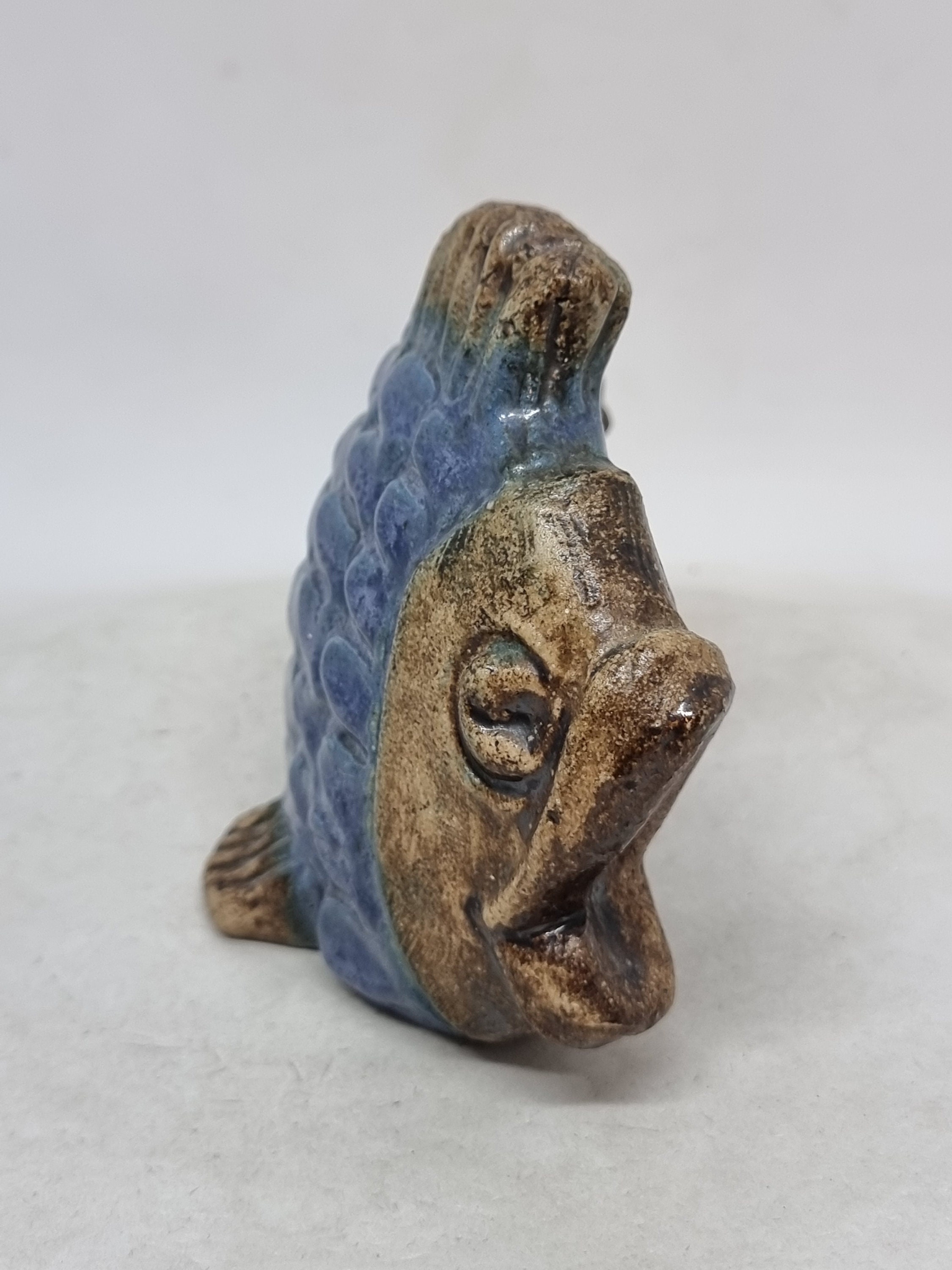 ヴィンテージ セラミック「魚」彫刻 | ウィリー フィッシャー デザイン
