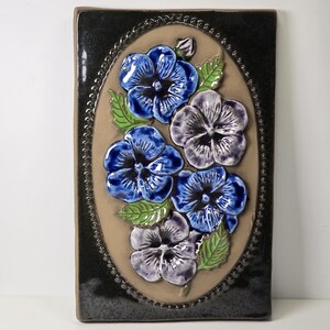 Large JIE GANTOFTA ceramic wall plaque no. 857 | Designed by Aimo Nietosvuori |