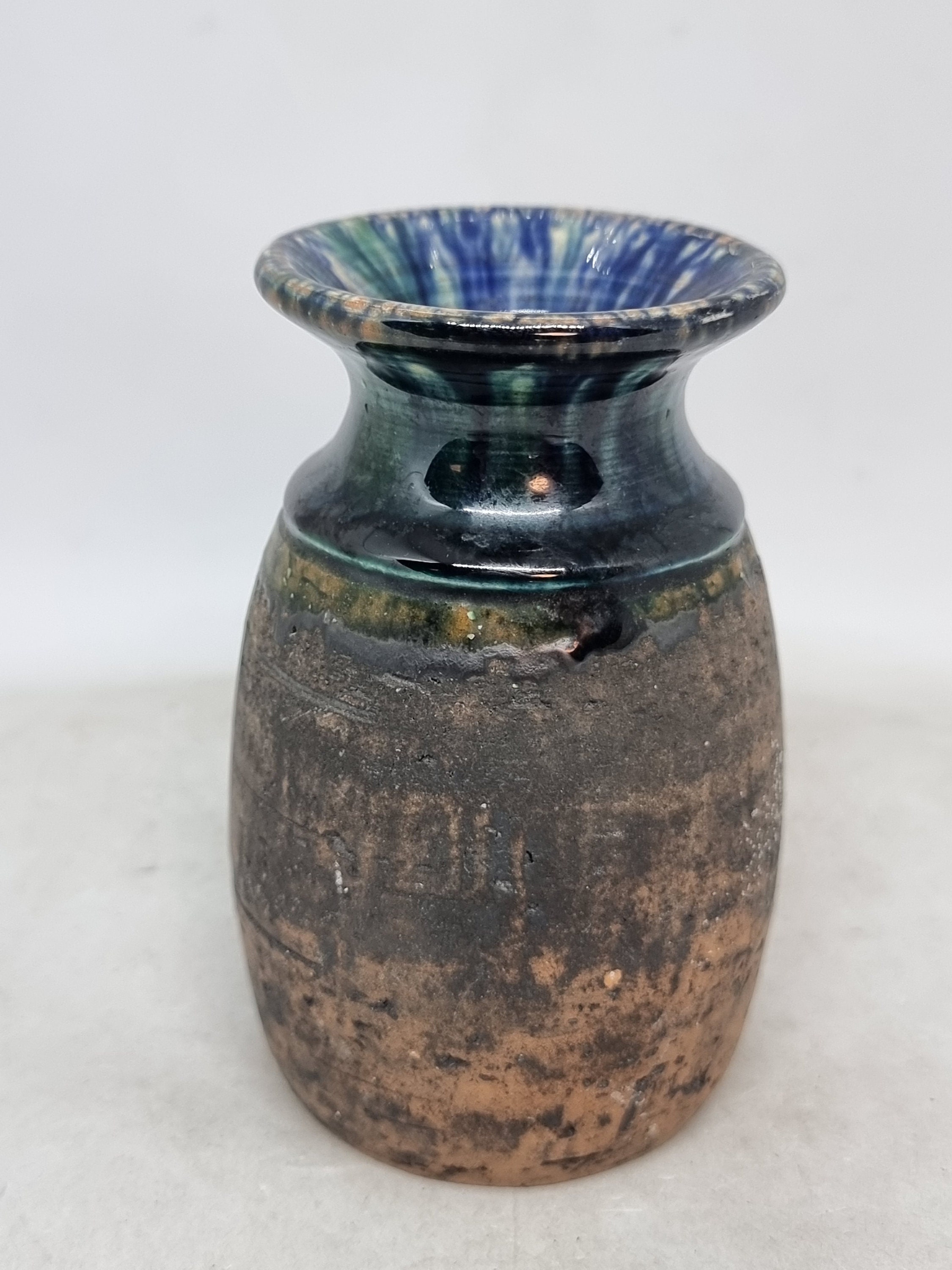 ビンテージ花瓶?(Whitefriars1966年) ヴィンテージ「Visby」セラミック花瓶 | スウェーデン製 | - Etsy 日本