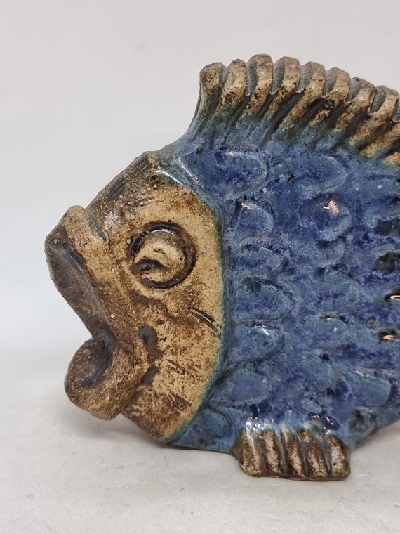 ヴィンテージ セラミック「魚」彫刻 | ウィリー フィッシャー デザイン
