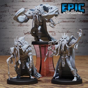 Fishfolk Monarch (3 Poses) • Deep Sea Mysteries • EPIC Miniatures | Dungeons and Dragons | Tabletop Games | Wargames | Resin Miniature