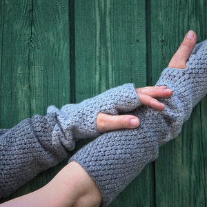 Crocheted, very long, two colors, mittens, fingerless gloves
