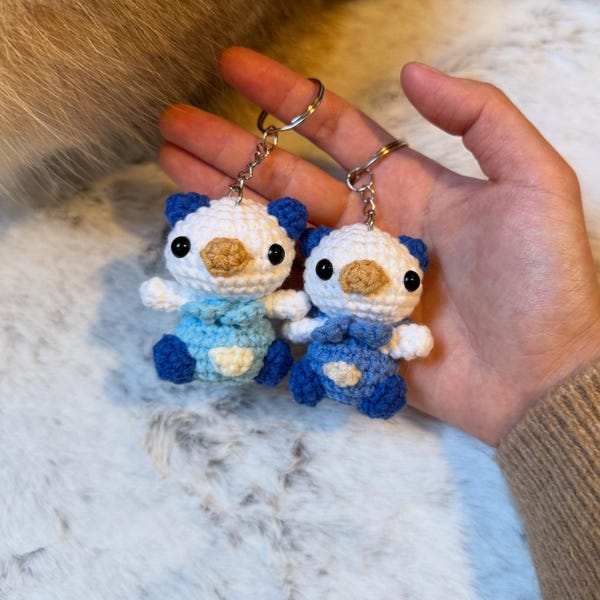 Pokémon Oshawott crochet keychain