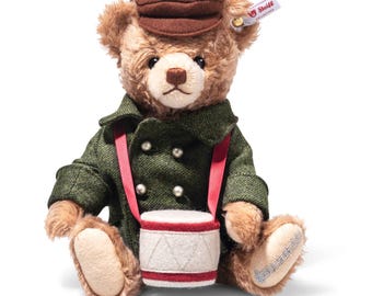 El osito de peluche del pequeño tamborilero