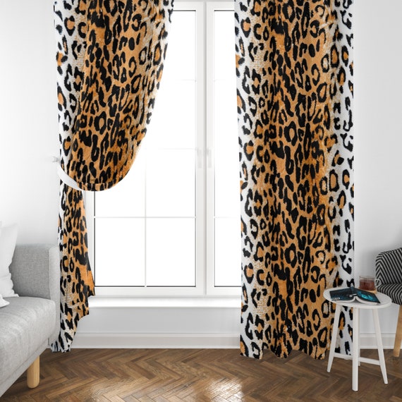 Cortina De Ducha De Flores De Leopardo, Rosa Roja, Floral, San Valentín, Estampado De Animales Salvajes, Patrón De Piel, Creativo Y Moderno, Juego De Decoración De Baño Con Ganchos (70 Pulgadas