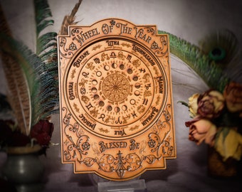 Golden Wiccan Wheel of the Year - Single Disc with The Sabbats, Moon Phases and Zodiac - Wiccan Decor/ Pagan / Witchy Gift / Pagan Decor