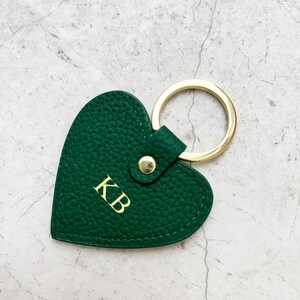 Personalized Green Pebble Leather keychain, Handmade Leather Keychain, Green