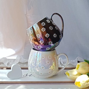 Daisy coffee mugs | Cozy cappuccino cups | Demure Flower ceramic tea mug | Cute hand painted floral cup | Wedding gift | Anniversary gift