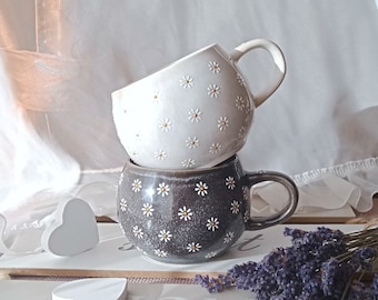 Daisy coffee mug | Demure flower tea cups | Daisy porcelain| Cute daisy pottery| Hand painted cup| Engagement gift | Wedding gift