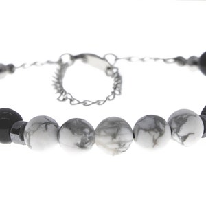White Howlite And Black Onyx Crystal Gemstone Bracelet - Healing Crystals - Gifts for Her - Handcrafted