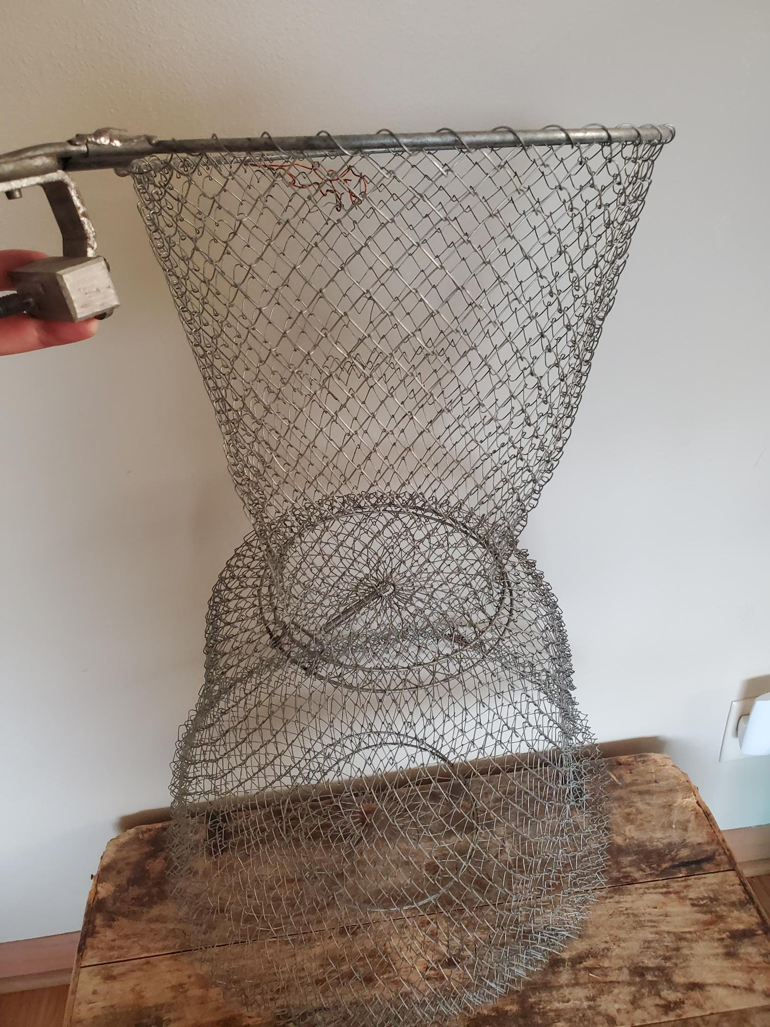 Vintage Wire Fishing Basket Large Collapsible Wire Mesh With 2 Trap Doors  Live Catch With Long Rope -  Canada