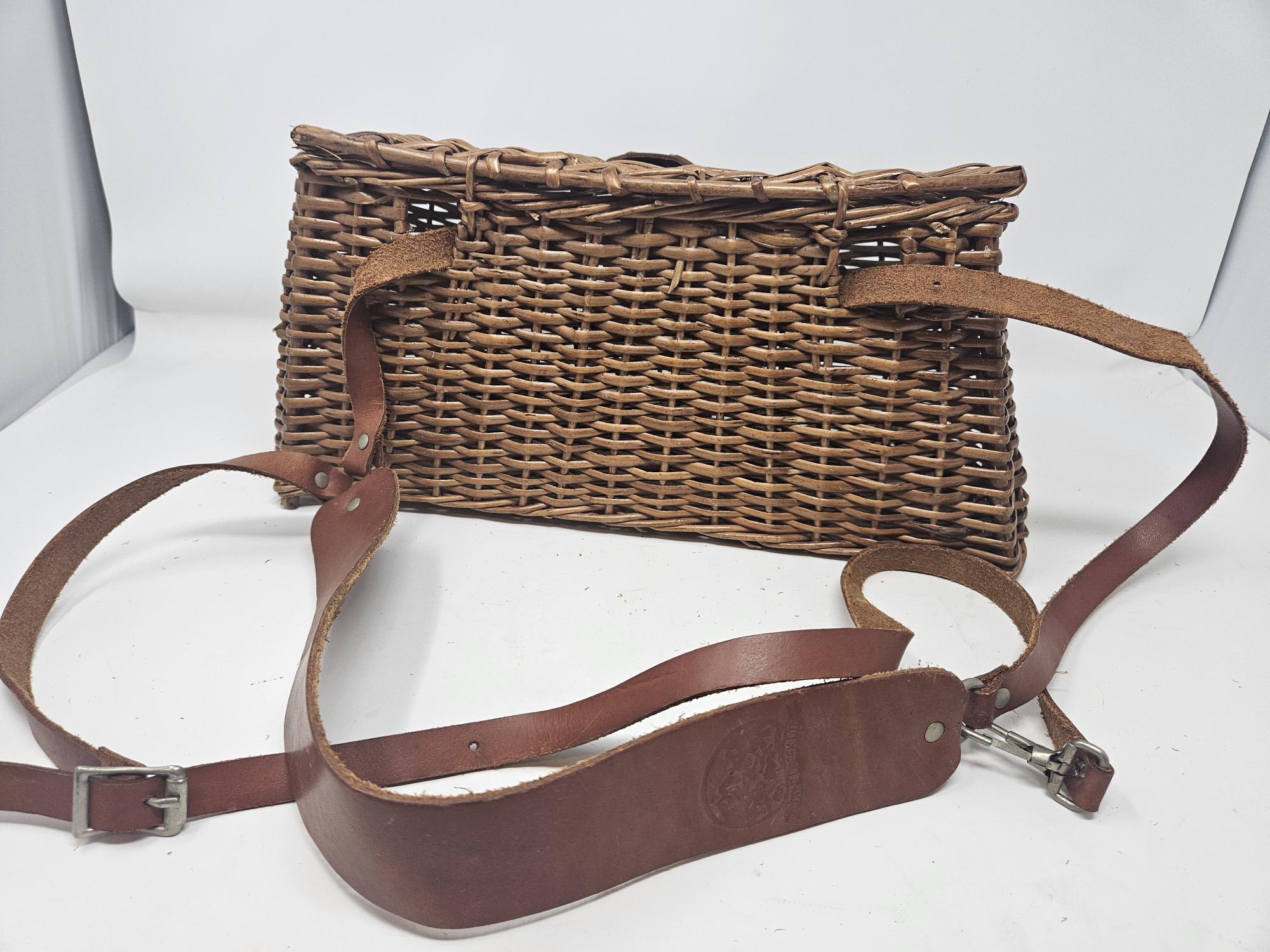 Vintage : Coffret Mouches De Pêche à La Mouche Avec étui Cuir Et Ligne - USA