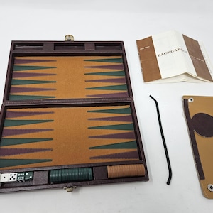 Vintage 1975 Reiss Backgammon Travel Game, Portable Backgammon Faux Leather Case