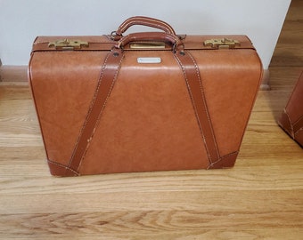 Vintage Leather Medium Suitcase, Repurpose, Décor, Home Storage,  Luggage,