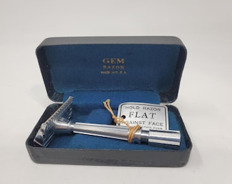 Vintage GEM Micromatic Single Edge Open Comb Safety Razor with Case, Shaver