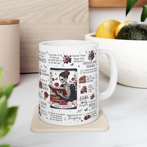 Mok met de tekst "Smut Queen" | Cadeau voor liefhebbers van duistere romantiek, grappige koffiemok met boekenthema, cadeau voor de pittige boekenliefhebber