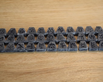 FULL SET 33x Diablo II Runes (Concrete)