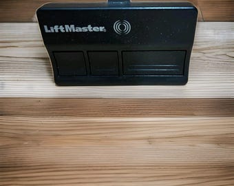 Pilot zdalnego sterowania Liftmaster 373LM z 3 przyciskami