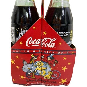 Vintage Classic Coca Cola Christmas 1971 Edition Coke Bottles Santa 6-Pack 8 Oz. image 2