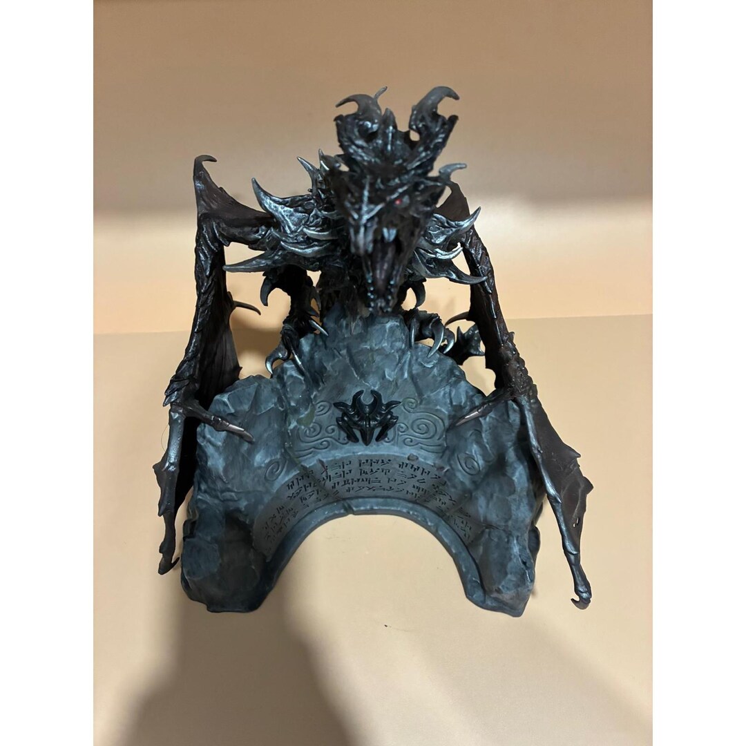 The Elder Scrolls V: Skyrim Collector's Edition Alduin Dragon Statue ...