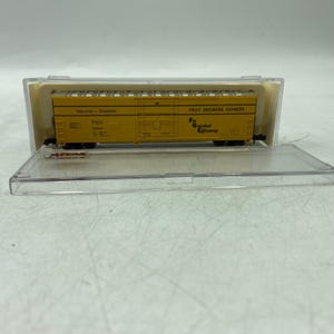 Micro-Trains, Spur N, 50&#39; FGE Gedeckter Wagen, Atlas 33701 Zug