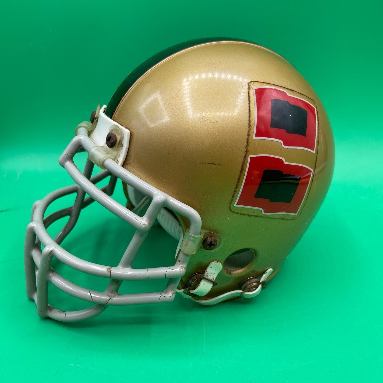 1500 dollar football helmet University of Mississippi : SEC Riddell Speed Replica Football Helmet