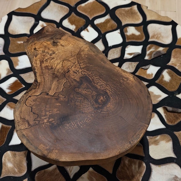 finished rustic natural wild black walnut  tree cookie  side coffee table 43x34x5 cm