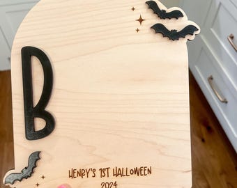 Halloween Footprint Sign | BOO Handprint Sign | Keepsake Board