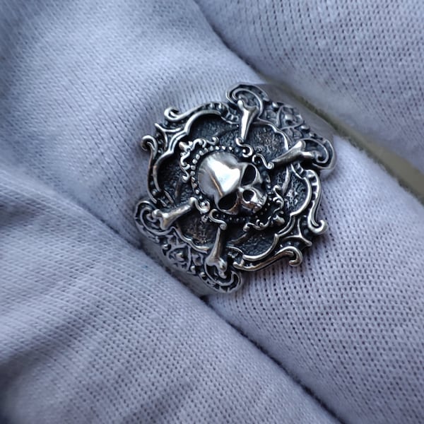 Bague tête de mort de pirate en argent, bague tête de mort et os, bague Jack Sparrow, bague feuilles et couple, cadeau pour elle, bague cadeau tête de mort homme et femme