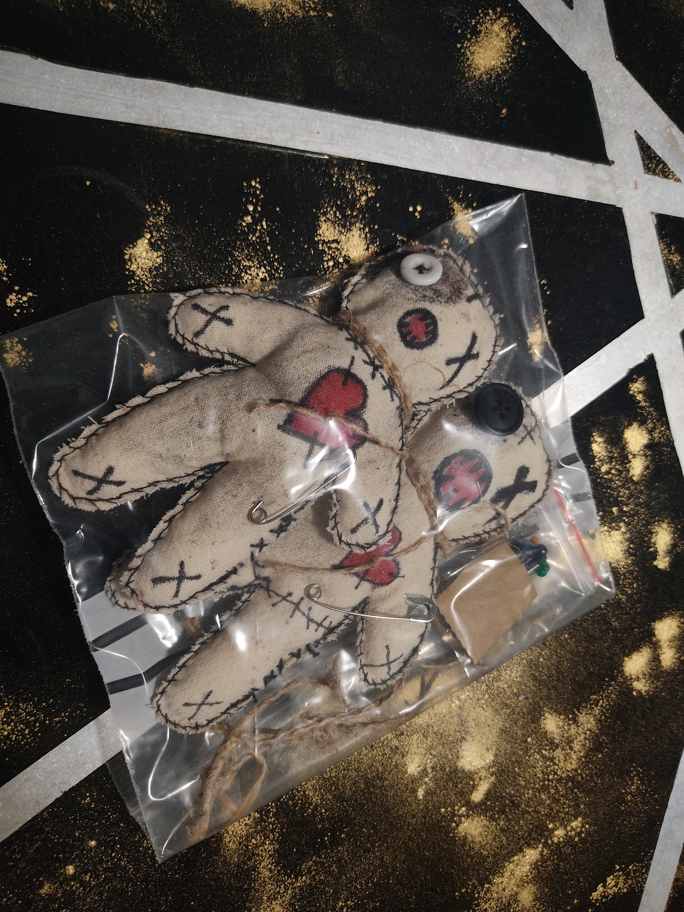 2 stuks! ORIGAINAL VOODOO POP Lizi Loa Handgemaakte Voodoo Doll (s)  Handgemaakte Haïtiaanse Vodou Poppen / Authentieke Liefde Bondage /  Gepaarde Voodoo poppen #F - Etsy België, image size:2250x3000