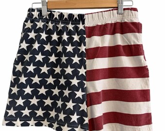 Vintage 90s American Flat Shorts. D'knit. Pockets. Women's Size Medium