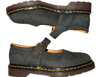 Zapatos Dr. Martens VTG de los años 90, color gris carbón, estilo Mary Jane - Talla UK 8/US W10 - Hechos en Inglaterra