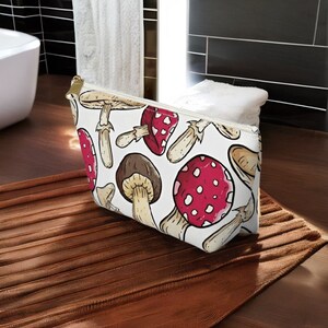 Mushroom Makeup Bag, Cosmetic Bag for Women, Mushroom Purse, Mushroom Toiletry Bag, Mushroom Pouch, Mushroom Gifts for Women, Mushroom Bag