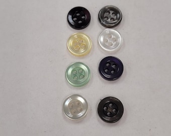 Buttons-4 hole, /16, 3/8