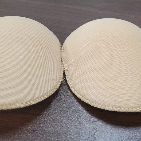 Oval Shoulder Pads-3/8" thick foam sold by the pair.             (#sp33)