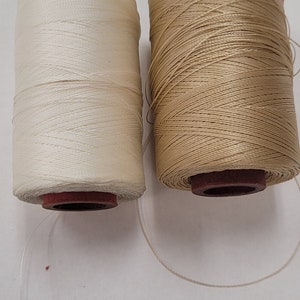 Zwaar uitgevoerde 100% nylon draad. maat 69