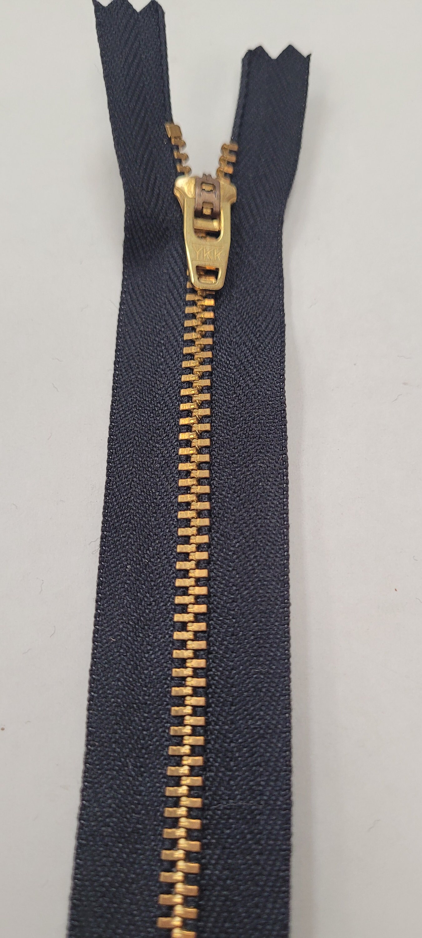 YKK® #4.5, 7