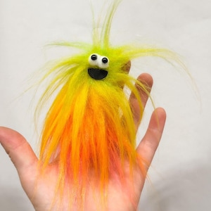 Lil Beasties Finger Puppet - Tropical Sunset