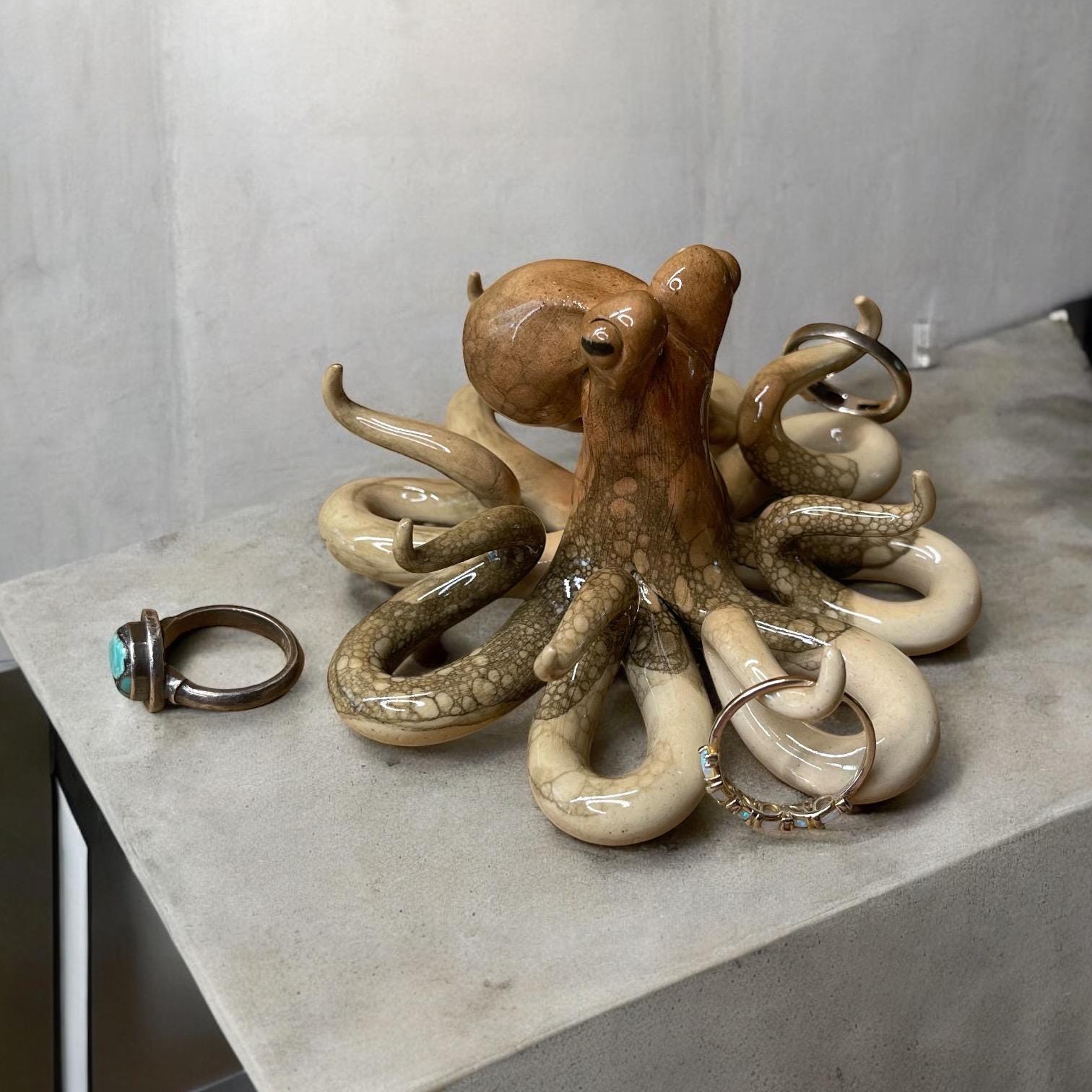 Octopus towel holder hotsell
