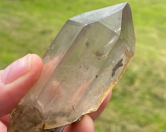 スモーキーハシュピクォーツポイントクラスター - 魔女のよう！天然