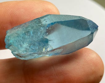 Terminated Aqua Aura Crystal Point Arkansas approx 10.16  grams
