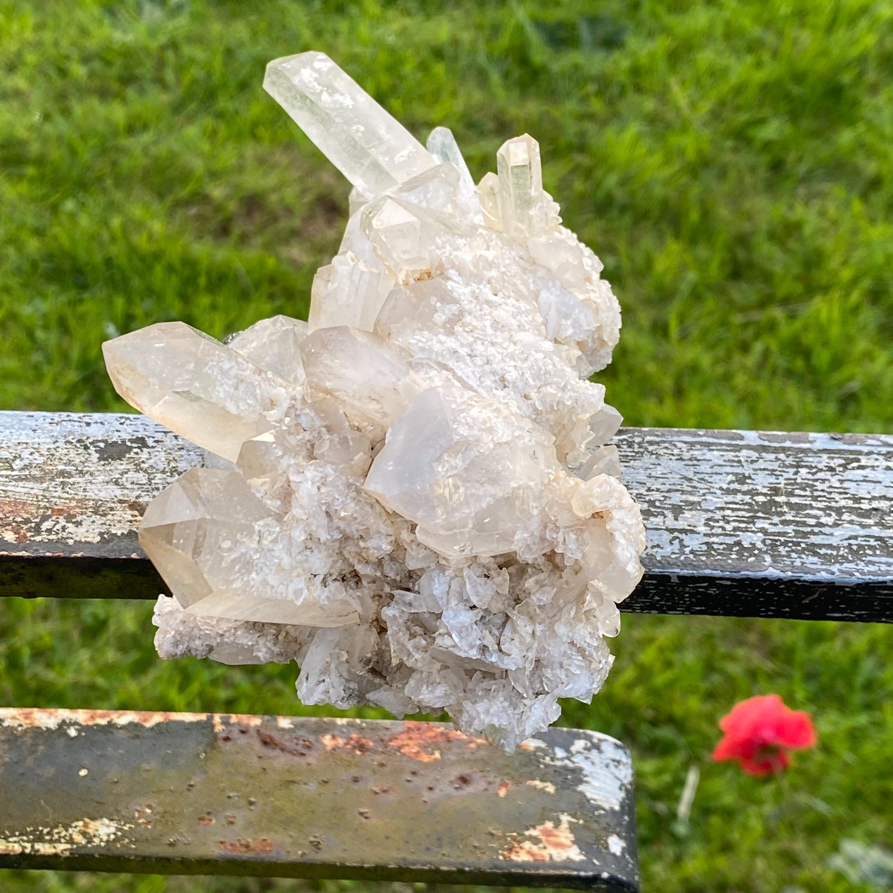 大型ゴールデンヒーラークォーツクラスター（パキスタン産、約619
