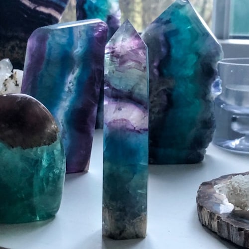 虹色の研磨されたアメジストポイント 約54グラム - Etsy 日本