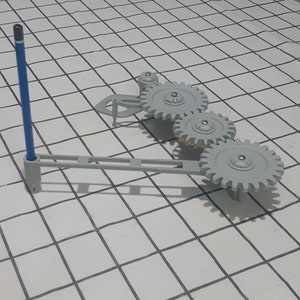 Pantograph drawing assistant to gain drawing skills by your seft.