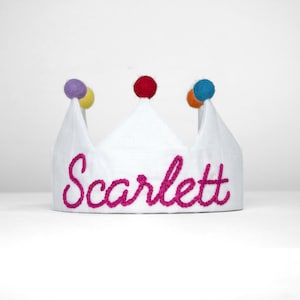 Corona ricamata a mano per compleanni di neonati e bambini / Ricordo personalizzato per il primo compleanno e occasioni speciali