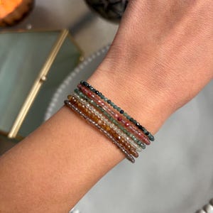 Sterlingzilveren edelsteenarmband: andesine, saffier, toermalijn, kwarts, smaragd, prehniet