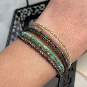 Multi-edelsteen armbanden van 1,9-2 mm waaruit je kunt kiezen. Chrysopraas, robijn in kyaniet, peridoot, gouden obsidiaan, pyriet, smaragd