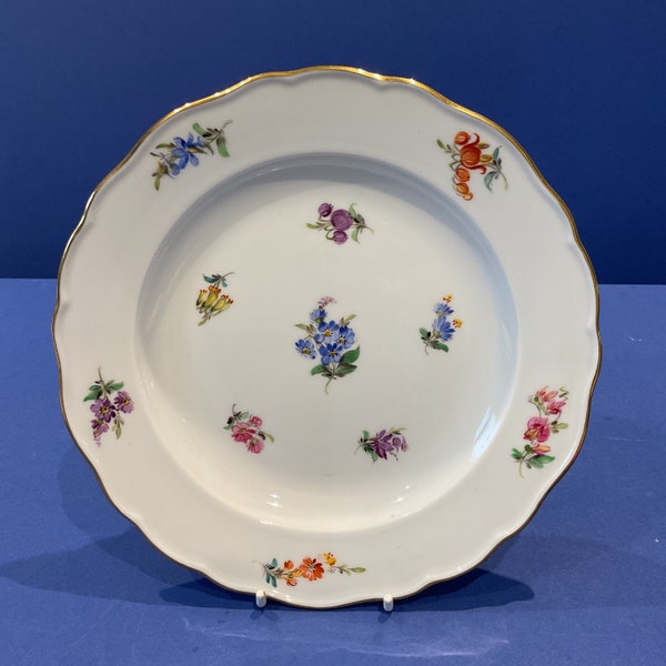 Meissen Streublumen (scattered flowers) Cake Plate - 20cm - First Choice ca. 1900