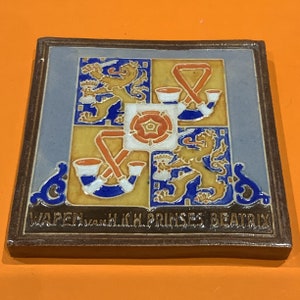 Westraven Cloisonné tile for Wapen van H.K.H Prinses Juliana